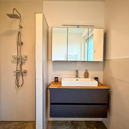 Apartman Und Sonne - Moderne Eg-wohnung Mit Balkon