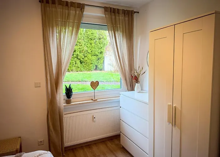 Apartman Und Sonne - Moderne Eg-wohnung Mit Balkon