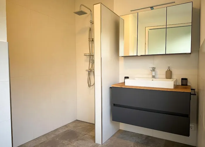 Apartman Und Sonne - Moderne Eg-wohnung Mit Balkon *