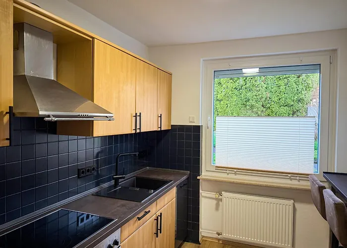 Und Sonne - Moderne Eg-wohnung Mit Balkon